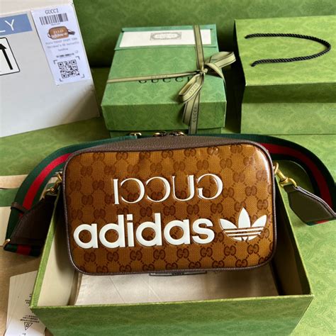 gucci卡片套男